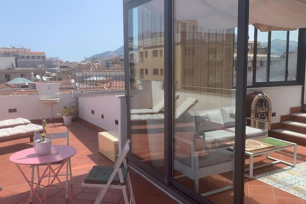 Apartamento Rocca Politeama Attico Prestigioso Ed Eccitante. Palermo Exterior foto