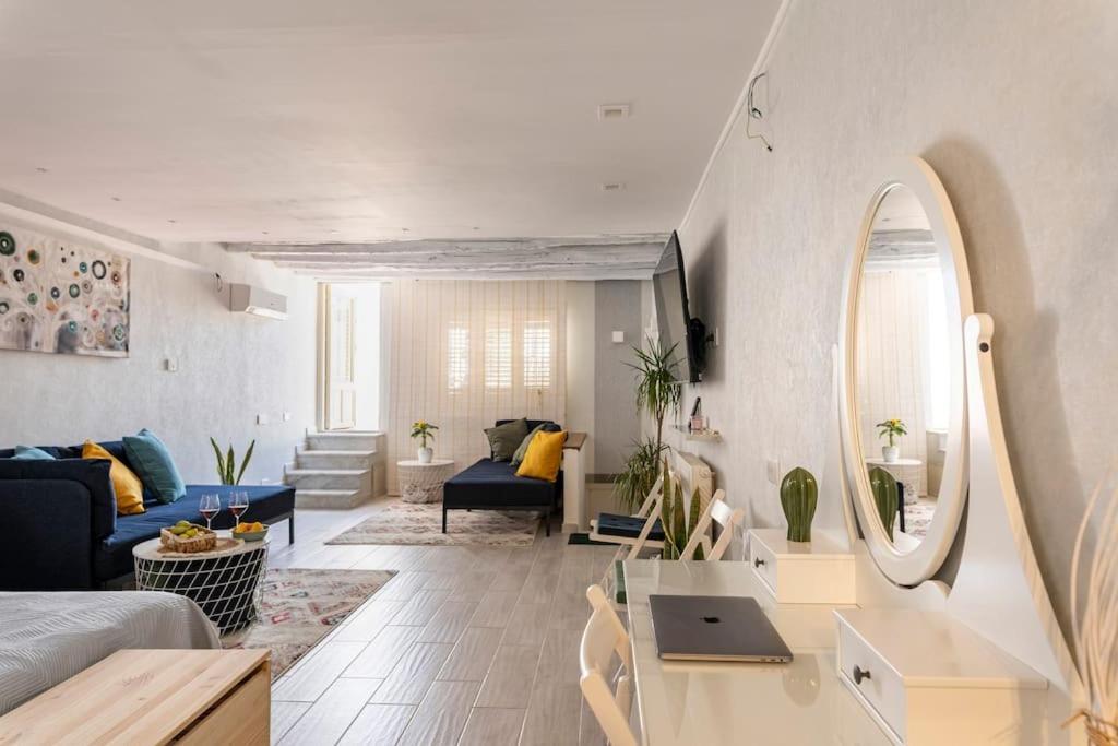 Apartamento Rocca Politeama Attico Prestigioso Ed Eccitante. Palermo Exterior foto